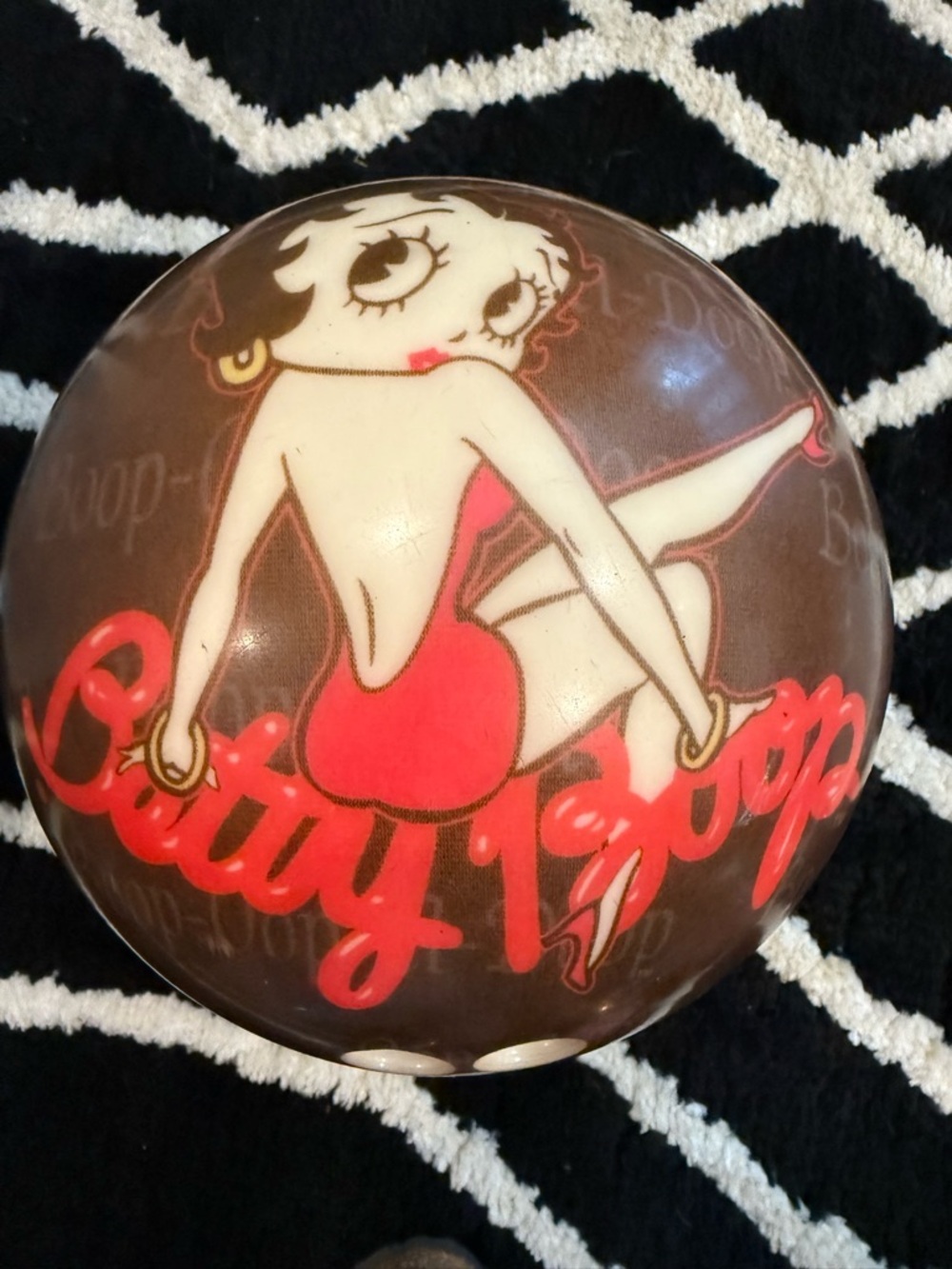 Vintage collectible Betty Boop Viz-A-Ball  Bowling Ball